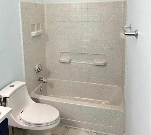 Bathtub Refinishing in Katy, TX after