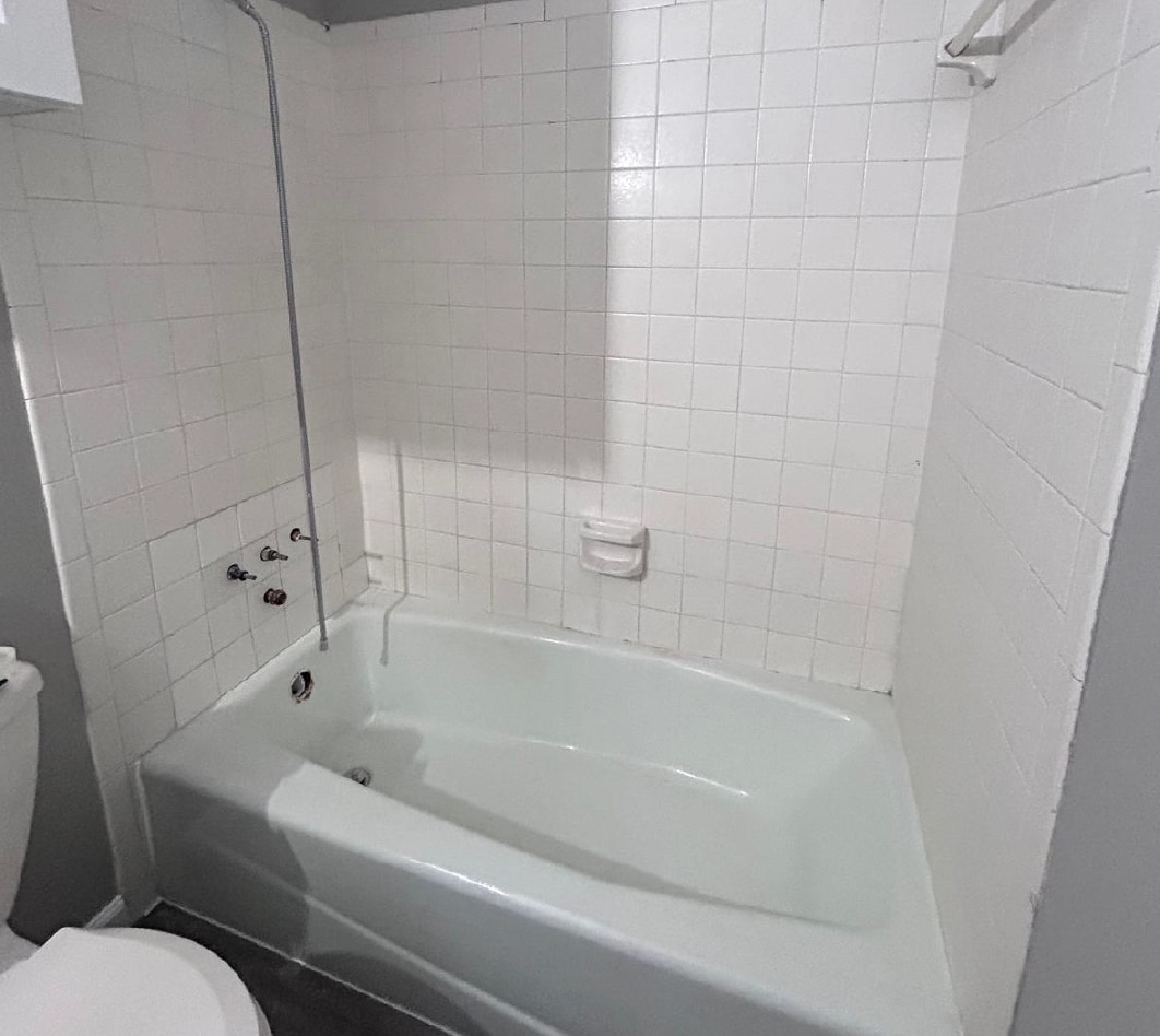 after houston-Bathroom-sink-Refinishing-after